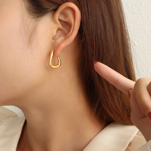 High end minimalist J-hoop earrings in gold plating