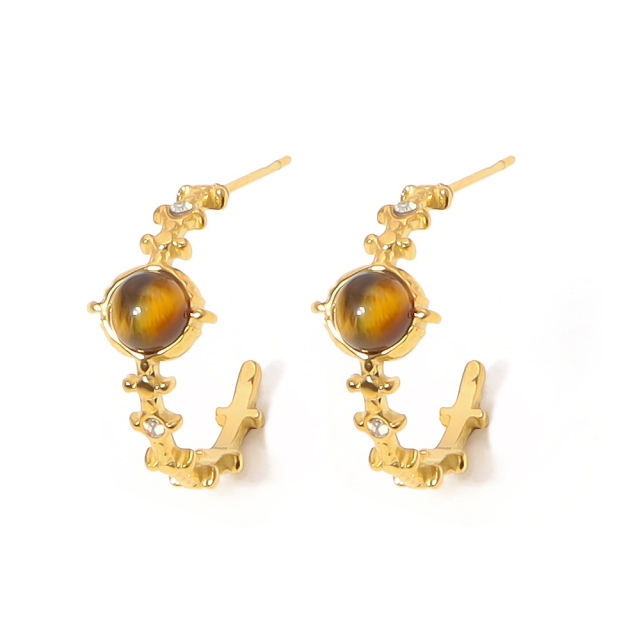 Retro C-Shaped STEEL STUD EARRINGS inlayed with Tiger Eye / Boucle d'oreilles en acier inoxydable