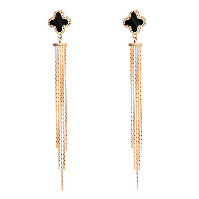 Four Leaf Clover STAINLESS STEEL CHAIN TASSELS EARRINGS / Boucle d'oreilles en acier inoxydable