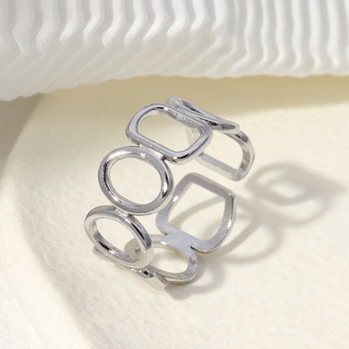 Stainless Steel Geometric Irregular Hollow Out Opening Ring / Bague ouverte en acier inoxydable